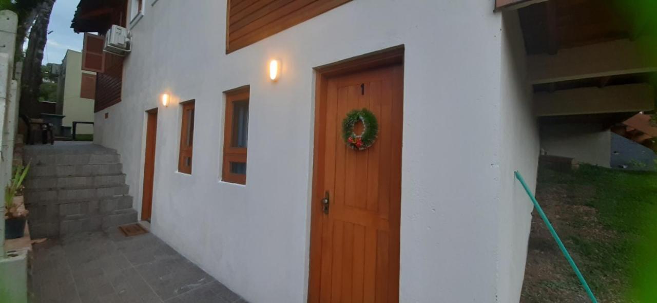 Casa Aconchegante Ou Suites Privativas カネラ 部屋 写真
