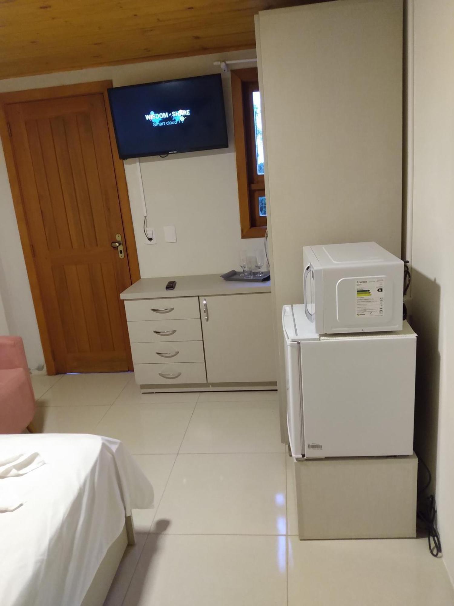 Casa Aconchegante Ou Suites Privativas カネラ 部屋 写真
